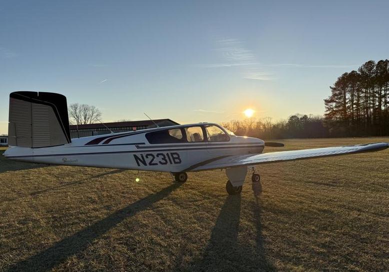 1956 Beec 35G Bonanza Photo 3